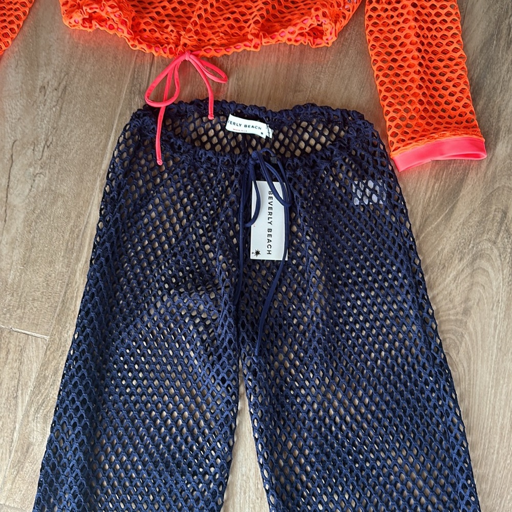 Two piece fun set Xl/L - Picture 3 of 6